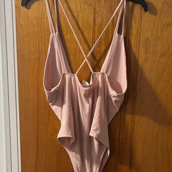 Soft Pink V-Neck Bodysuit - Picture 2 of 2